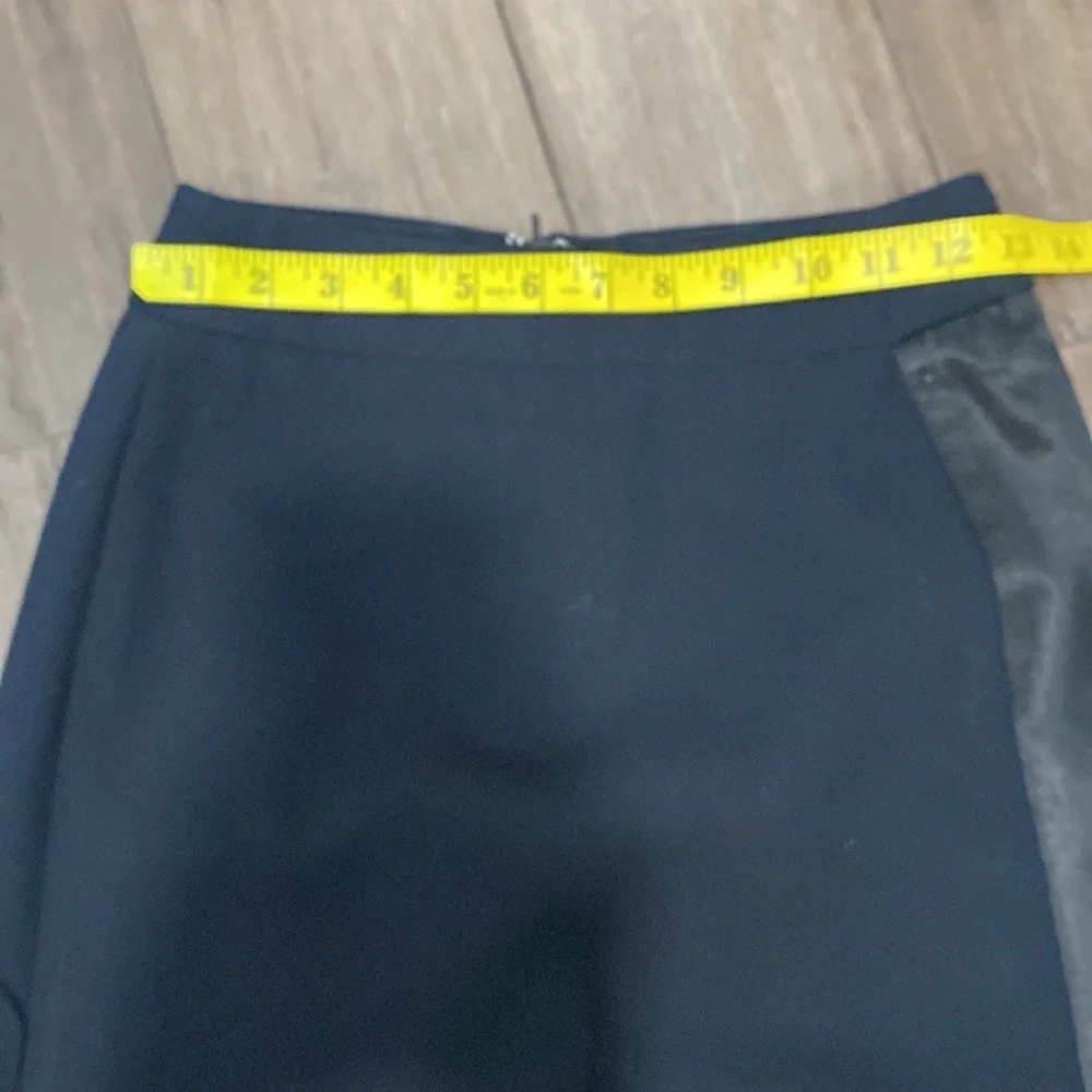 Gap‎ navy pencil skirt lined
